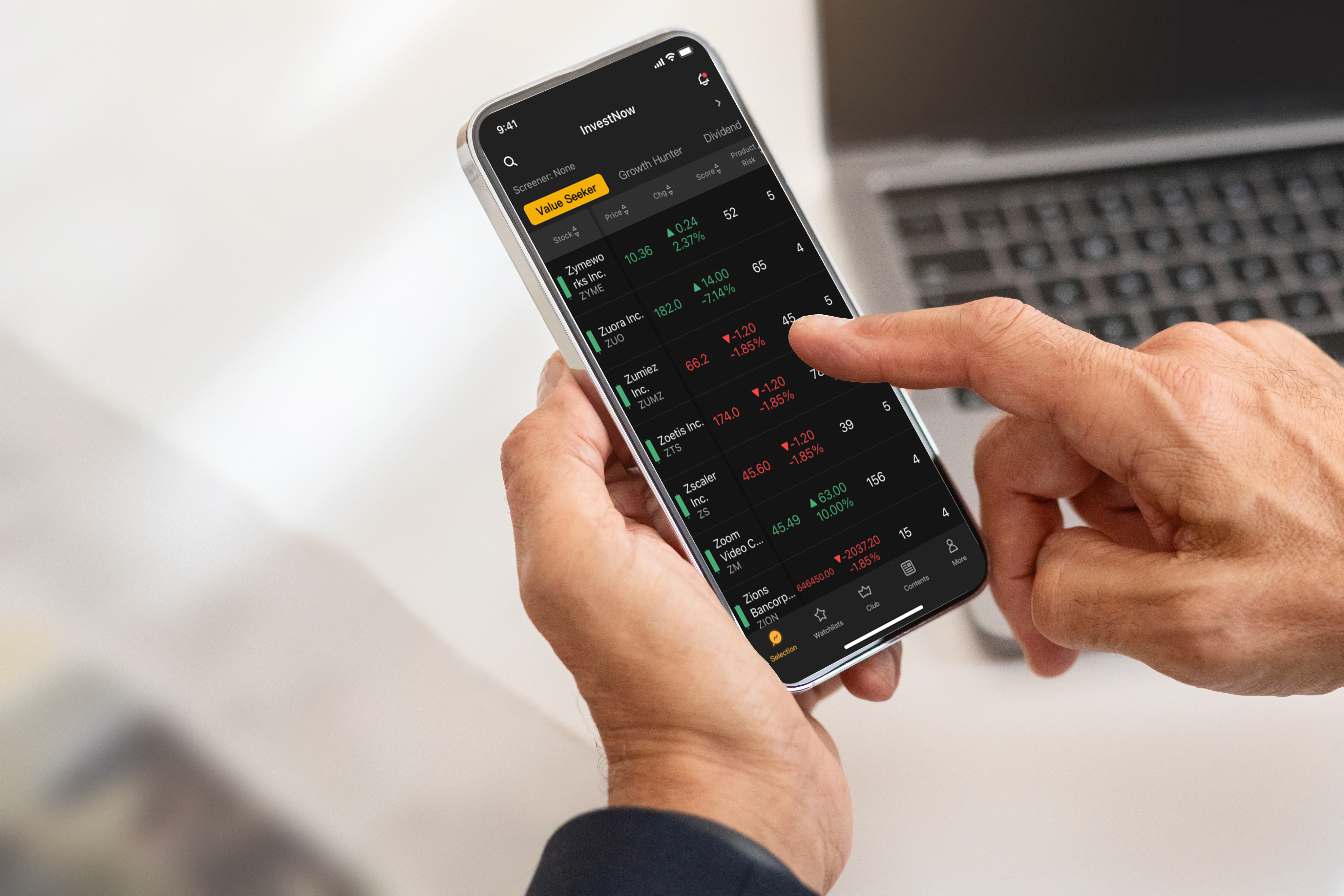 shutterstock_2429927545 1